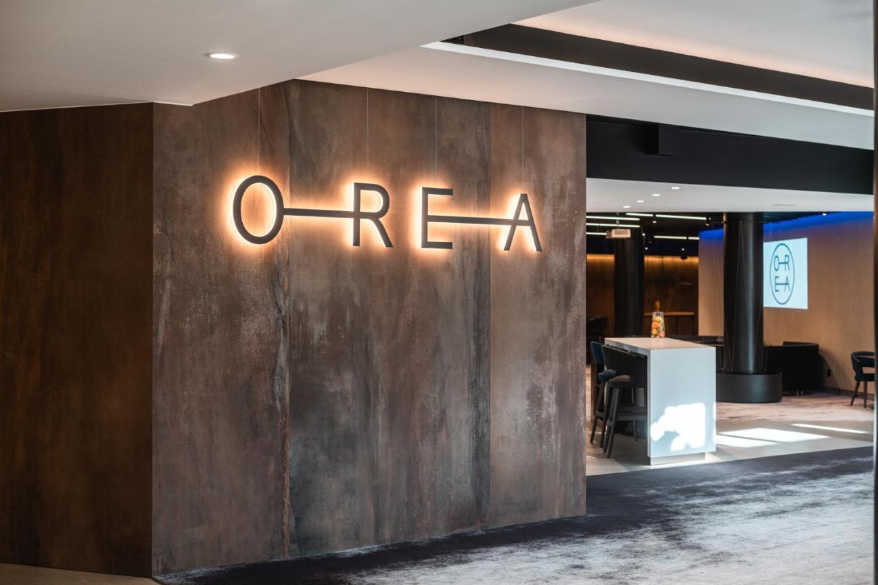 Orea Hotel Pyramida Praha Exterior photo O-REA