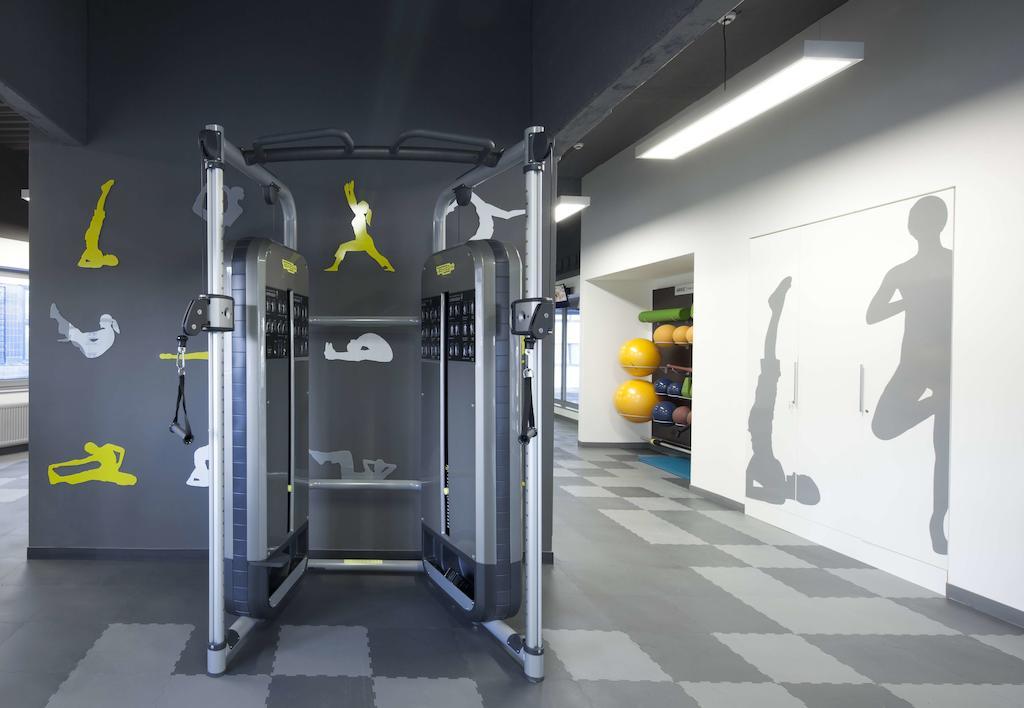 Orea Hotel Pyramida Praha Exterior photo The gym at the office of the company